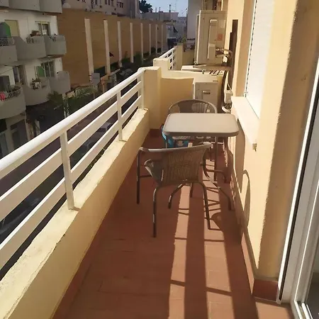 Acogerdor Apartmento 5 Personas En El Centro De * Moraira